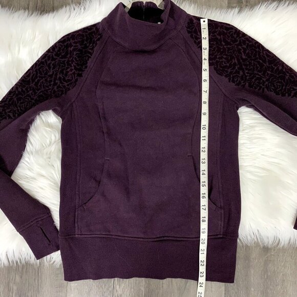 Lululemon Floral Flock Pullover Mock Neck Velvet - Picture 11 of 11